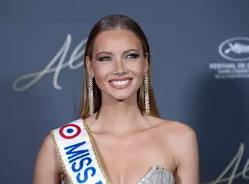 Amandine Petit bientôt chroniqueuse à TPMP ? "Cela pourrait être intéressant"