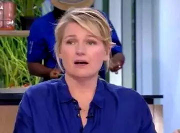 Anne-Elisabeth Lemoine : cette grosse erreur de la présentatrice qui fait rire en direct dans C à vous