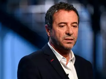 Bernard Montiel veut tout plaquer ? Gilles Verdez fait des révélations surprenantes dans Touche pas à mon poste