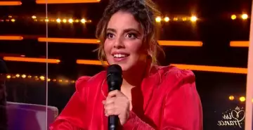 Miss France 2022 : "Elle j'peux pas", la grosse bourde d'Ines Reg, en plein direct, face au discours de Miss Ile-de-France !