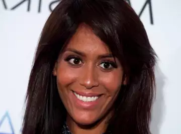 Une candidate de "The Voice" donne un énorme râteau à Amel Bent alors qu'elle essaie de la convaincre. La coach ne s'en remet pas !