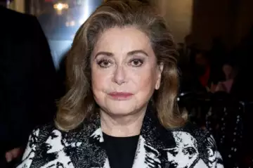 "J'ai mis beaucoup de temps à m'en remettre" : Catherine Deneuve est traumatisée après son accident vasculaire cérébral (AVC)