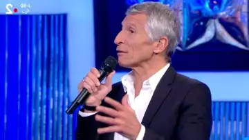 "N'oubliez pas les paroles" : choquée, une candidate refuse de chanter les paroles d'une chanson, Nagui n'en revient pas !