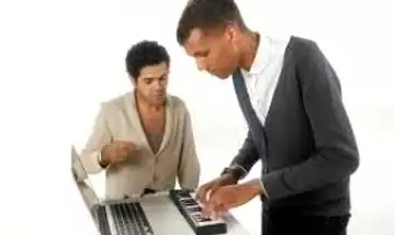 "Vous ne feriez pas de la merde ?" Jamel Debbouze a trouvé une belle combinaison pour Stromae !