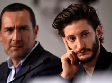 Pierre Niney réprimande Gilles Lellouche : les deux acteurs se font la guerre sur Instagram