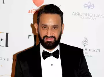 Cyril Hanouna souffre et "la mort dans l'âme" : L'annonce terrible et soudaine de l'animateur sur Twitter