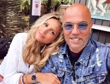 Pascal Obispo : Il n'oubliera jamais ce tendre baiser... et ce n'est pas le baiser de sa femme Julie !