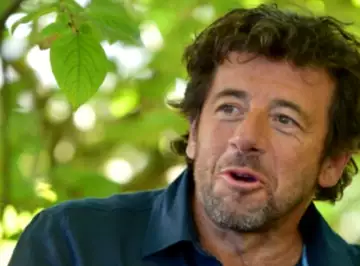 Après les confidences chocs de Muriel Robin, le chanteur Patrick Bruel évoque un des tournages des Enfoirés qui l'a mis en colère : "C'était pas drôle...".