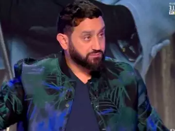 "Avec ou sans moi". La chroniqueuse de Cyril Hanouna menace de "décapitation", son dernier cri d'alarme sur Twitter