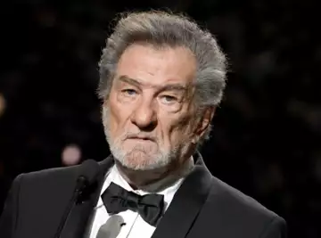 "Il s'est laissé tromper" : Eddy Mitchell décourage à nouveau Laeticia Hallyday et fait des révélations