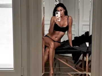 "Celui que j'ai tant détesté...", en lingerie fine, Rachel Legrain-Trapani se dénude littéralement sur Instagram