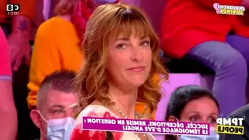 Eve Angeli : la chanteuse parle de son nouveau nom d'artiste et annonce un "changement d'image" dans "TPMP People".