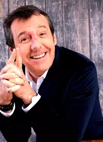 Jean-Luc Reichmann à poil ? Vous verrez cette scène troublante dans la saison 9 de Léo Mattei !