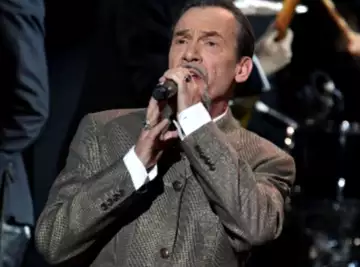 Florent Pagny malade, un célèbre animateur fait tout pour organiser un hommage très spécial dans sa célèbre émission : "J'espère qu'il pourra venir ?