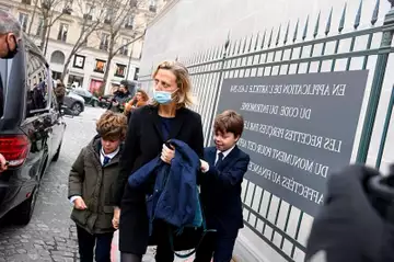 Enterrement d'Igor et Grichka Bogdanoff, leurs enfants et anciens compagnons les suivent jusqu'au bout