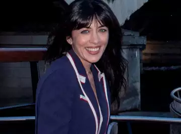 Nolwenn Leroy devant Michel Drucker : la chanteuse est abasourdie "par cette terrible nouvelle".