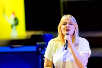 Louane victime d'un malaise dans "The Voice", que la production n'a pas voulu diffuser sur TF1 !