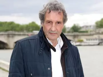 "Jean-Jacques Bourdin m'a invitée dans une villa et m'a demandé de prendre un maillot", après Fanny Agostini, une autre journaliste rompt le silence !