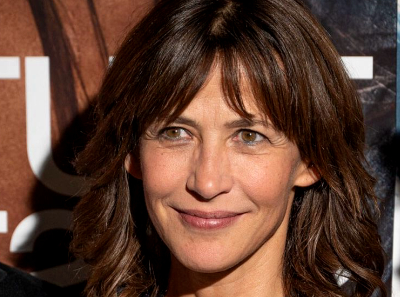 Sophie Marceau en colère : cette phrase de Julien Clerc sur sa poitrine n'est pas du tout appréciée...