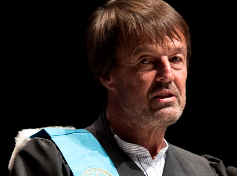 Elise Lucet téléphone à Nicolas Hulot en plein milieu d'"Envoyé Spécial" à propos des accusations... et la conversation est désagréable