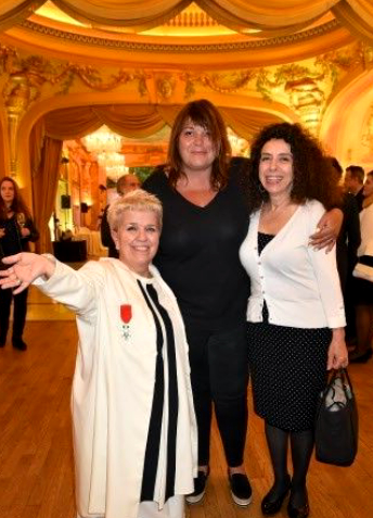 "Joséphine, ange gardien" : le trio Mimie Mathy, Michèle Bernier et Isabelle de Botton se reforme à l'occasion du 100e épisode !