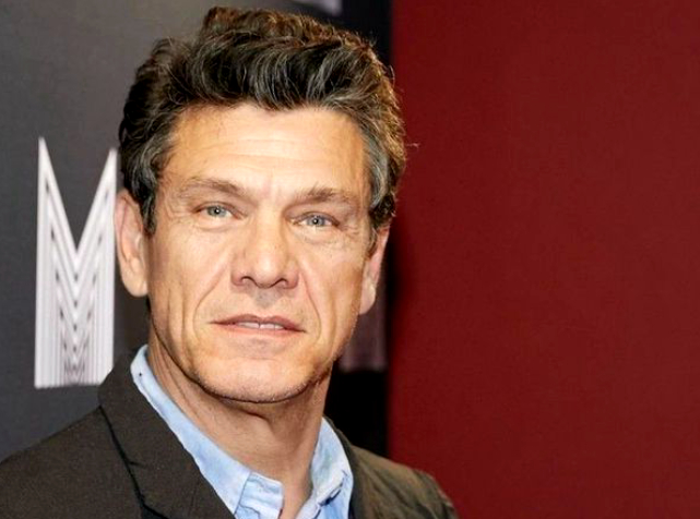 Marc Lavoine : le chanteur poste une photo de lui adolescent pour annoncer une grande nouvelle - les internautes sont ravis !