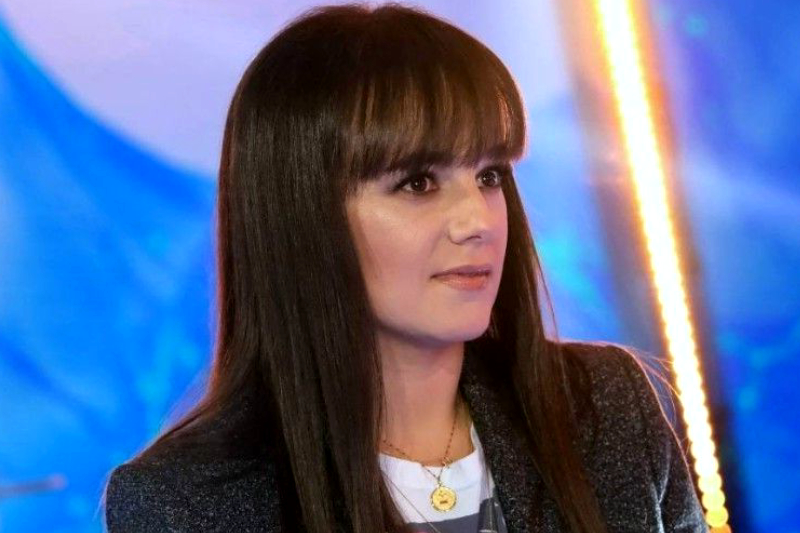 Alizée fait adopter sa célèbre coupe de cheveux à sa jolie petite fille. Et le résultat est canon !