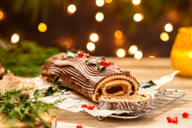 La recette ultra-simple de Cyril Lignac pour une bûche de Noël époustouflante !