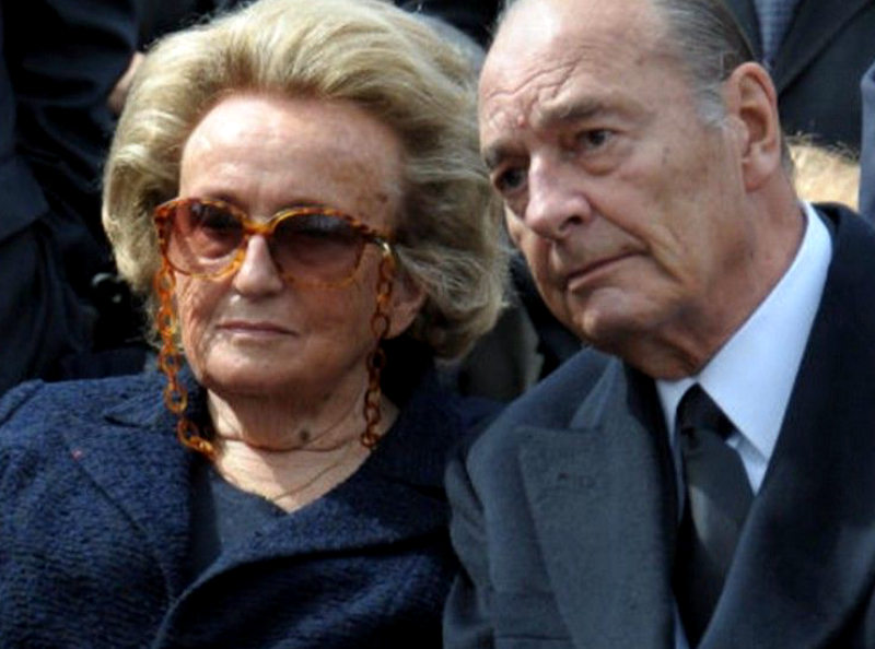 Bernadette Chirac humiliée le jour de Noël, son mari n'a pas hésité à la quitter pour rejoindre sa maîtresse !