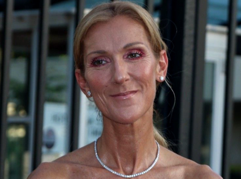 "Plus de langue...", les dernières révélations effrayantes sur l'état de santé de la chanteuse Céline Dion