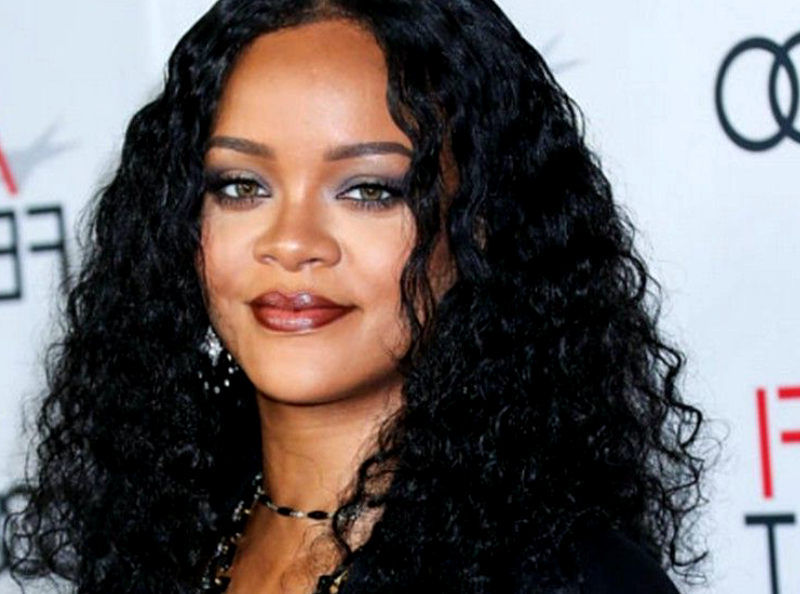 Rihanna enceinte : le sexe de son bébé déjà dévoilé ? Un indice enflamme la toile !