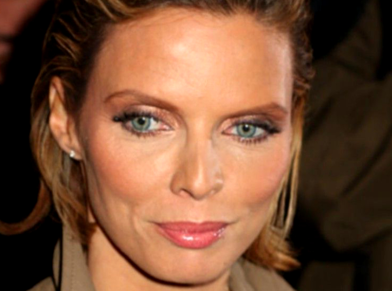 Sylvie Tellier : "On ne vient pas pour l'argent" : entachée par la polémique sur les salaires des Miss, Sylvie Tellier répond cash à ses détracteurs et c'est violent !