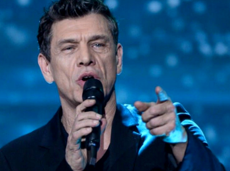 "Le monde va bien" : Marc Lavoine parle de la séparation brutale et douloureuse