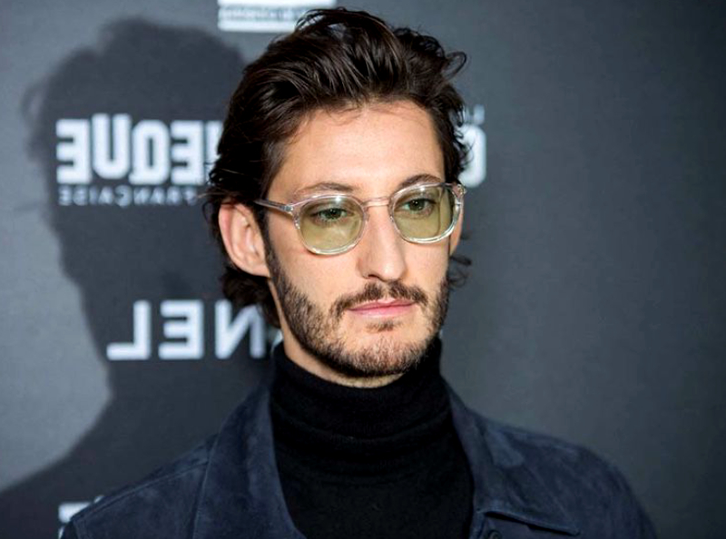 "Pierre Niney est éjecté d'une scène après un dérapage.