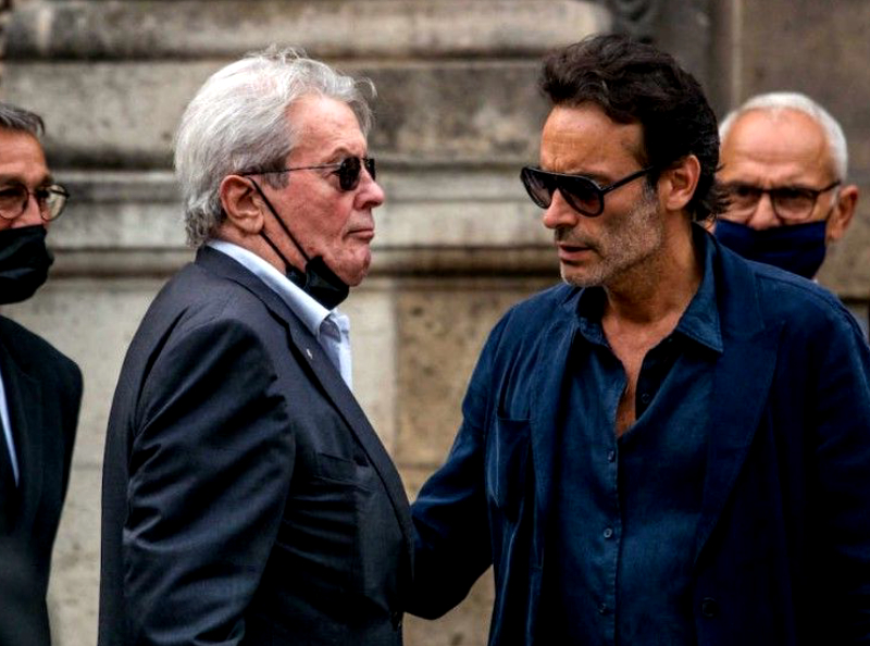 Alain Delon : ses deux fils Anthony et Alain-Fabien sont-ils sur la même longueur d'onde ? La réponse touchante du cadet !