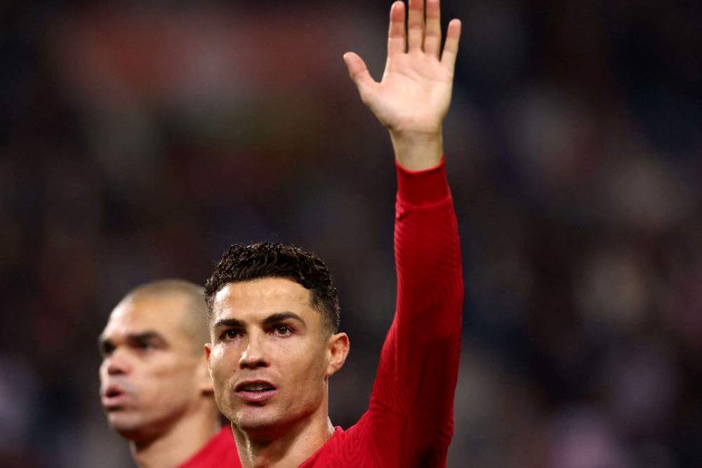 Cristiano Ronaldo : Cet énorme chèque que CR7 donne chaque mois à sa compagne Georgina Rodriguez !