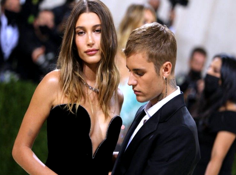 Hailey Bieber désavouée et épuisée : elle s'adresse aux fans de Selena Gomez, sa demande spéciale...