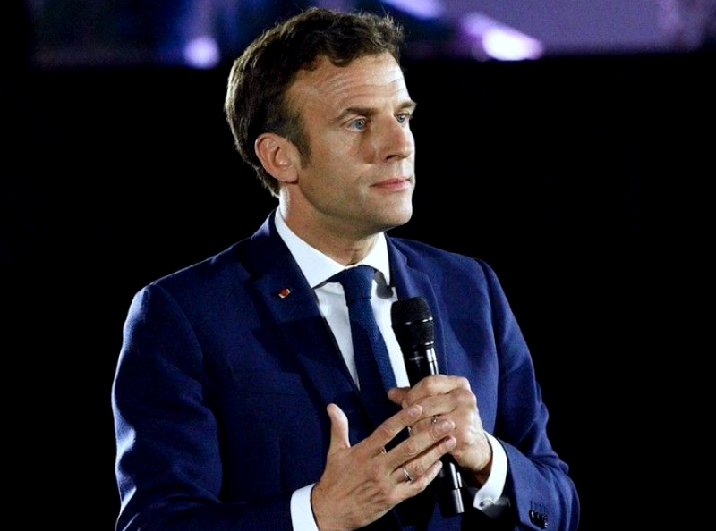 "Bienvenue en Corée du Nord", "La démocratie est en danger" : une nouvelle mesure d'Emmanuel Macron irrite les internautes sur Facebook