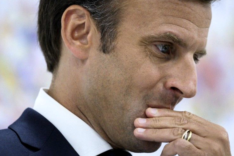 Pourquoi Emmanuel Macron ne dort-il que quatre heures par nuit ?