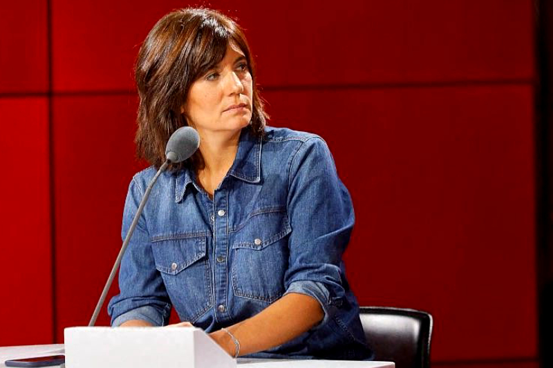 "La libération de la femme passe par son retour à la cuisine" : grand malaise en direct après le dérapage d'un chroniqueur d'Estelle Denis sur RMC !